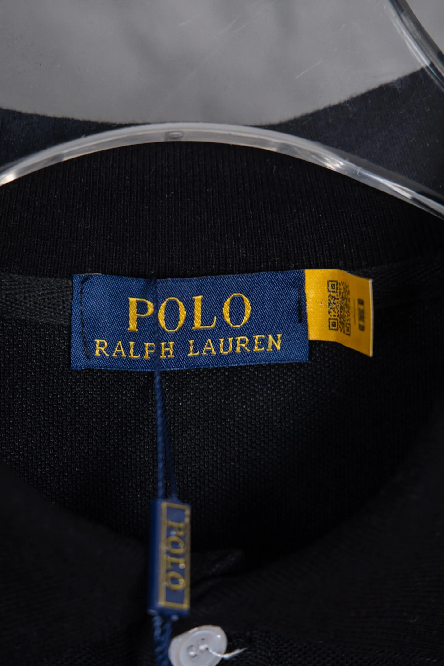 P140 Polo Ralph Lauren/Ralph Lauren basic Malaysian embroidery logo Big Pony Polo shirt T-shirt short sleeve S~XL black navy gray white original fabric 100% pique cotton, imported embroidery logo on the chest, "3" patch logo on the cuffs, custom threaded collar, Malaysian embroidery, the highest version, suitable for business and leisure daily use! 🌘Two-button placket, laser logo pearlescent resin buttons, cuffs and hem using double-thread sewing technology, different currency versions, full set of original three-label accessories!